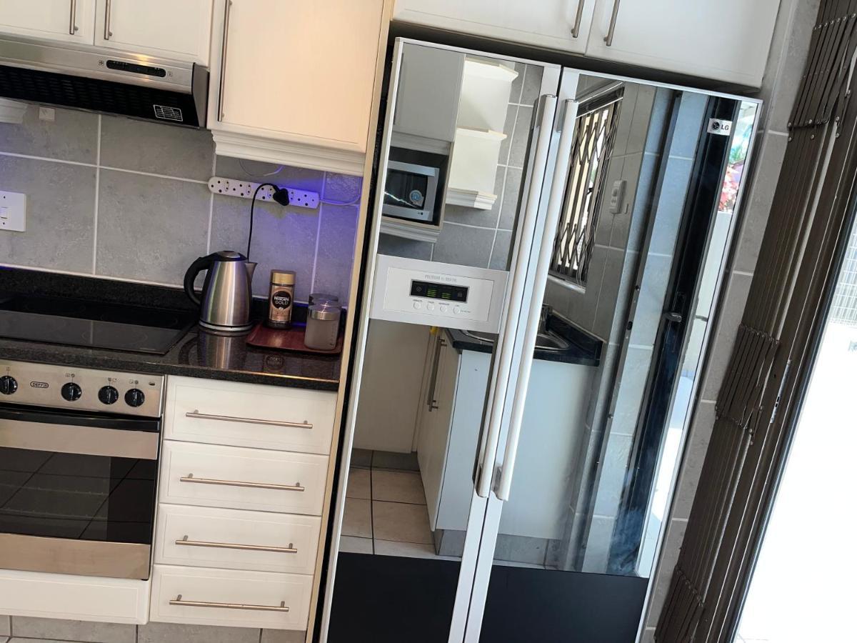 Mtunzi Park, 39 Peaceful Shores Villa Scottburgh Bagian luar foto