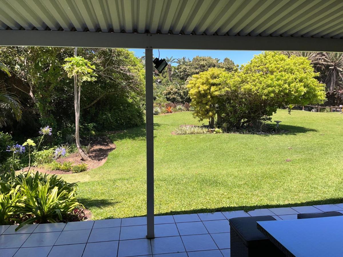 Mtunzi Park, 39 Peaceful Shores Villa Scottburgh Bagian luar foto