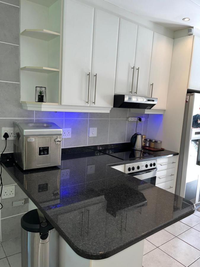 Mtunzi Park, 39 Peaceful Shores Villa Scottburgh Bagian luar foto